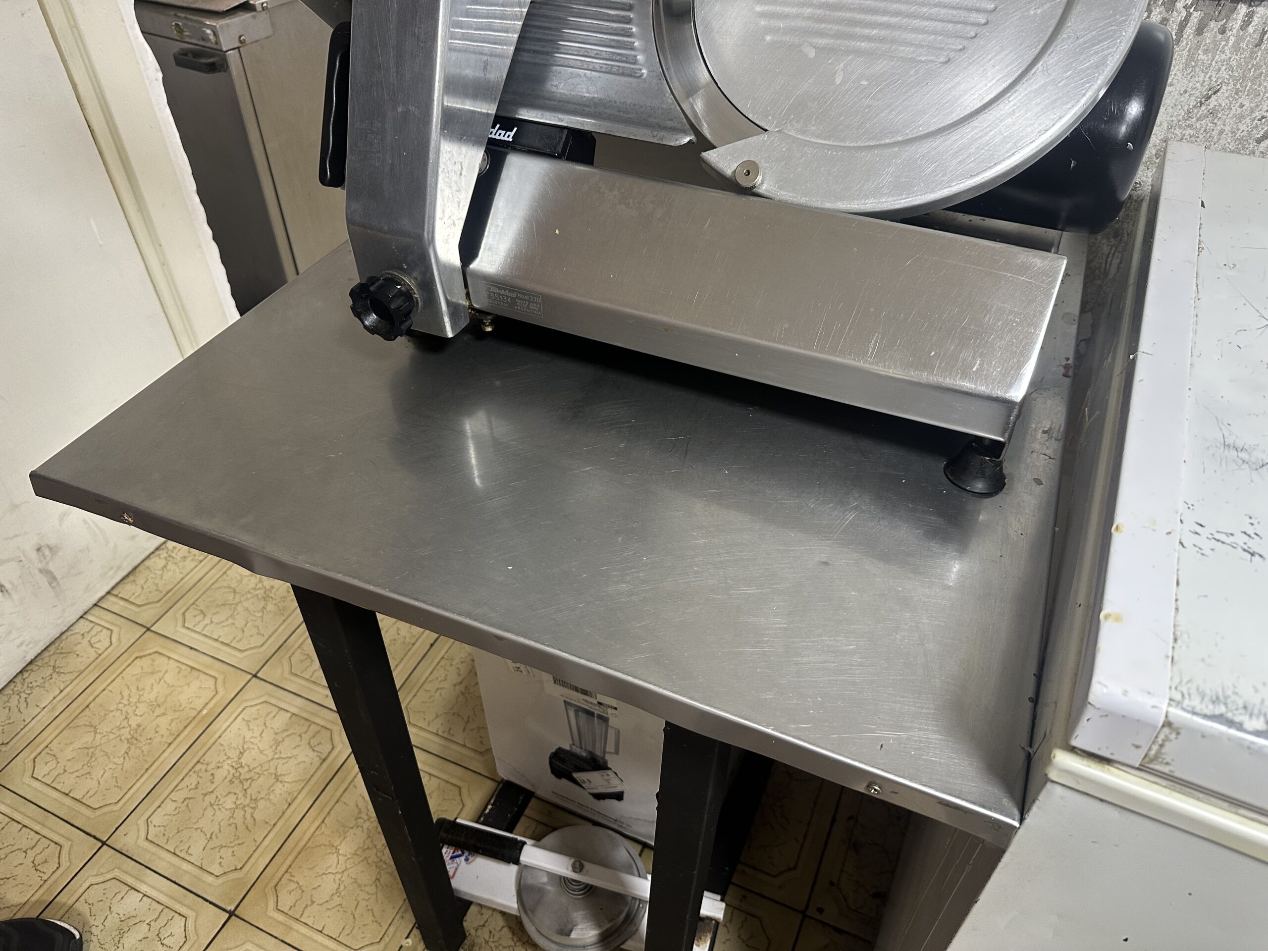 HAMBURGUESERÍA RESTO