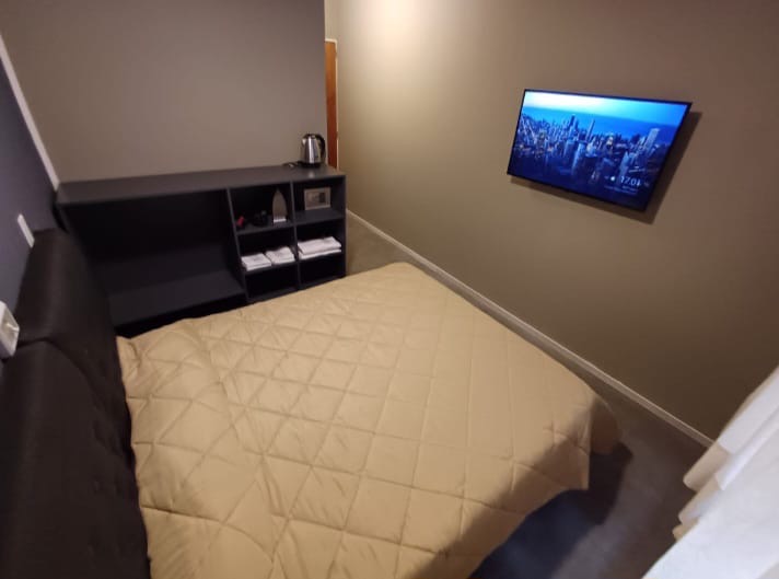 HOTEL SUITE & HOSTEL