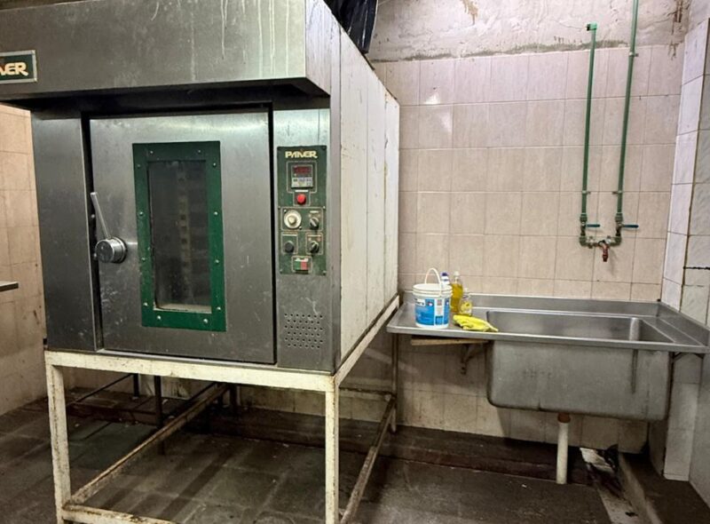 PASTELERIA FABRICA DE SANDWICHS DE MIGA