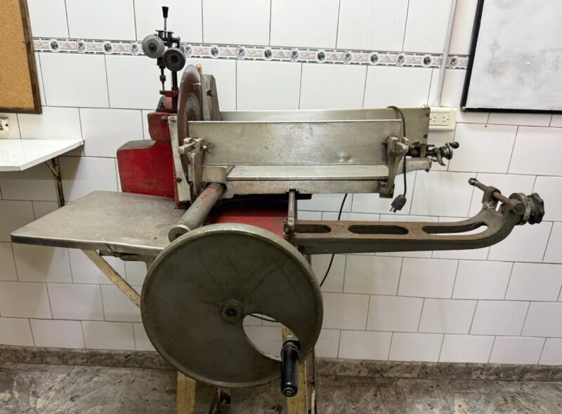 PASTELERIA FABRICA DE SANDWICHS DE MIGA