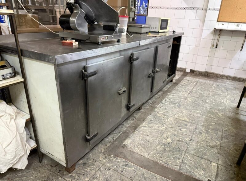 PASTELERIA FABRICA DE SANDWICHS DE MIGA