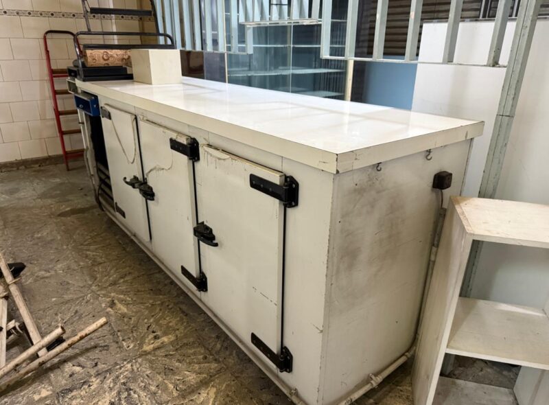 PASTELERIA FABRICA DE SANDWICHS DE MIGA