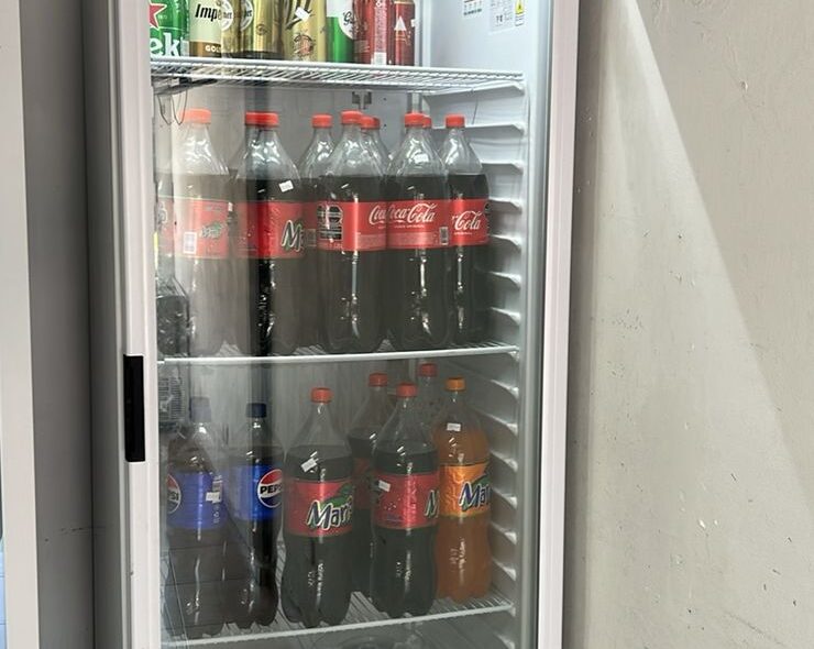 FIAMBRERIA QUESERIA TODO COMO NUEVO TRES MESES DE USO