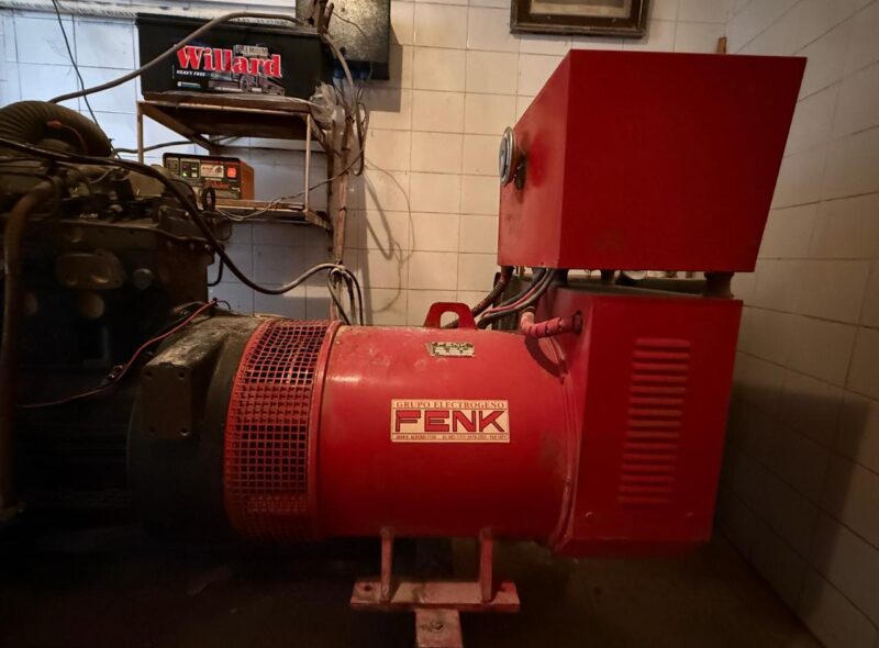 FABRICA DE TAPAS DE EMPANADAS POR RENOVACIÓN GRUPO ELECTRÓGENO MAQUINARIA CAMARAS DE FRÍO Y MÁS