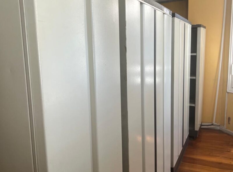 MOBILIARIO DE OFICINA POR C/O DE REGISTRO AUTOMOTOR