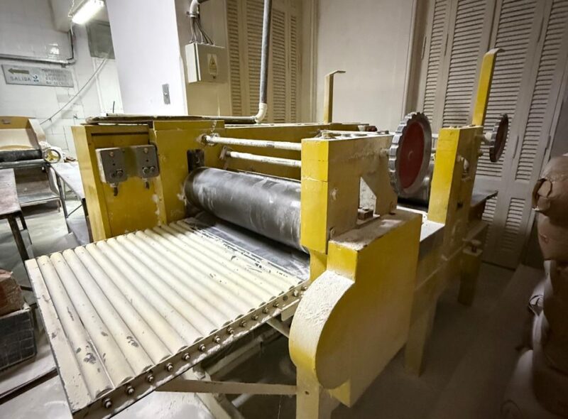 FABRICA DE TAPAS DE EMPANADAS POR RENOVACIÓN GRUPO ELECTRÓGENO MAQUINARIA CAMARAS DE FRÍO Y MÁS