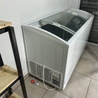 FIAMBRERIA QUESERIA TODO COMO NUEVO TRES MESES DE USO