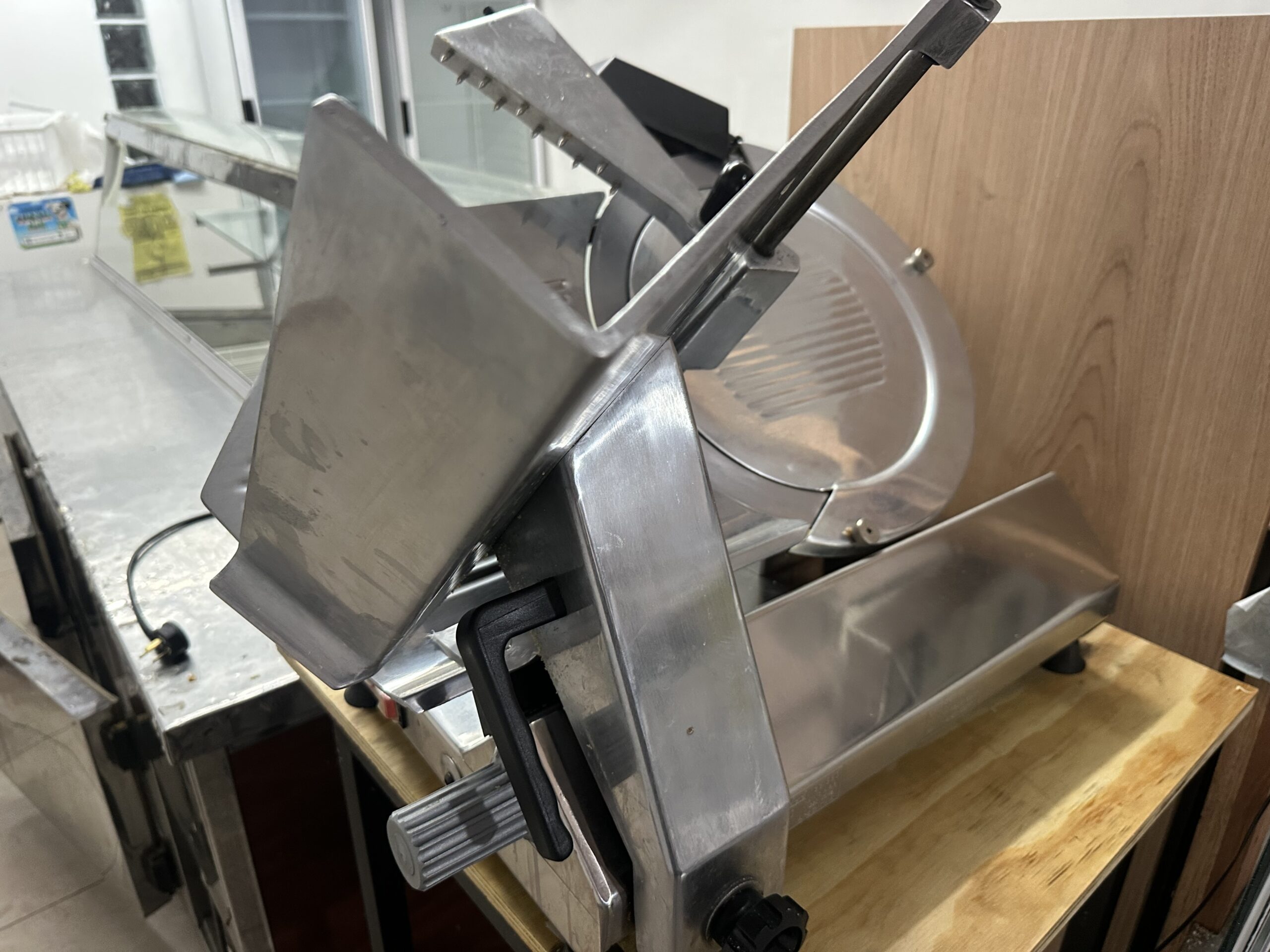 FIAMBRERIA QUESERIA TODO COMO NUEVO TRES MESES DE USO