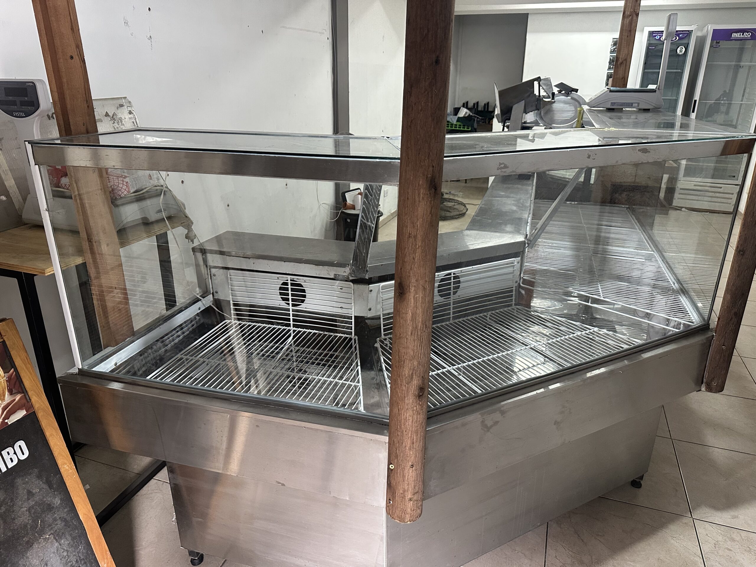 FIAMBRERIA QUESERIA TODO COMO NUEVO TRES MESES DE USO