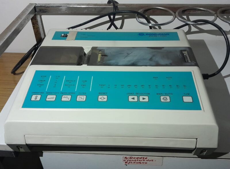 MOBILIARIO DE CENTRO MÉDICO PRIMERA ETAPA