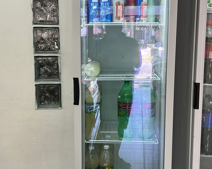 FIAMBRERIA QUESERIA TODO COMO NUEVO TRES MESES DE USO