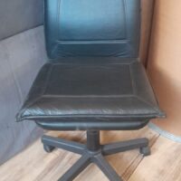 SILLAS DE OFICINA Y VARIOS