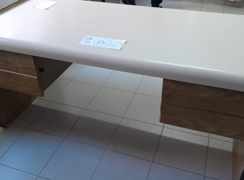 MOBILIARIO DE CENTRO MÉDICO