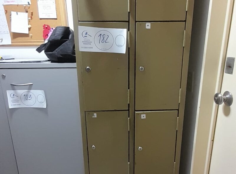 MOBILIARIO DE CENTRO MÉDICO
