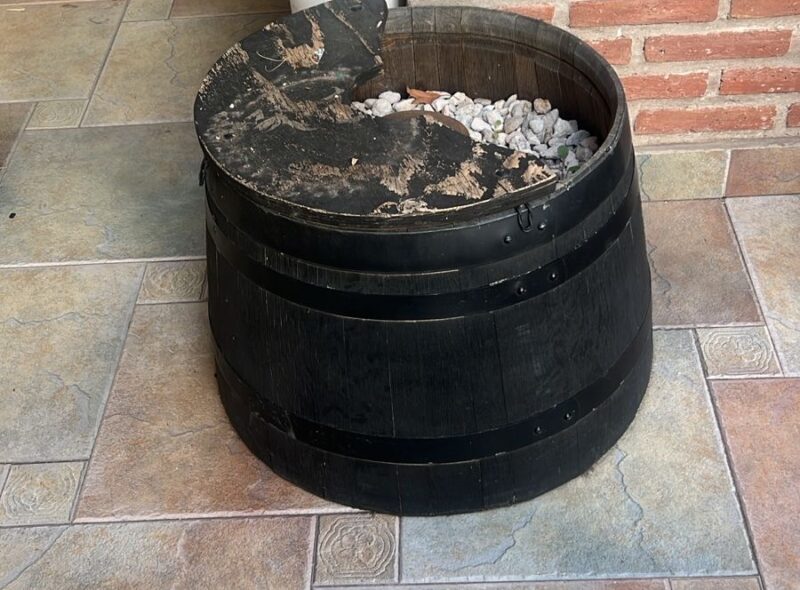 MOBILIARIO DE CASA DE PRIMER NIVEL