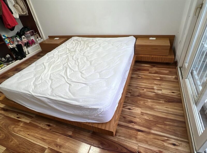 MOBILIARIO DE CASA DE PRIMER NIVEL