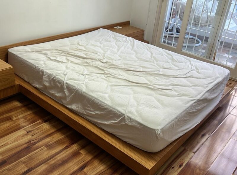MOBILIARIO DE CASA DE PRIMER NIVEL