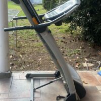 MOBILIARIO DE CASA DE PRIMER NIVEL