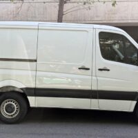 AUTOMOTORES Y MOTOCICLETAS