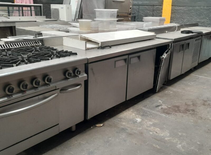 EQUIPAMIENTO GASTRONÓMICO POR C/O LA PR