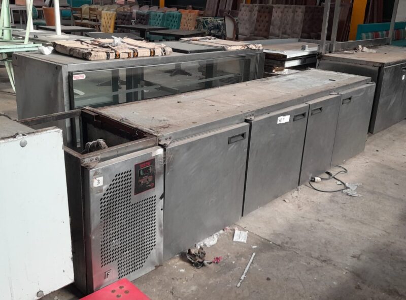 EQUIPAMIENTO GASTRONÓMICO POR C/O LA PR