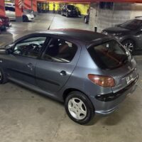 AUTOMOTORES Y MOTOCICLETAS