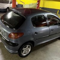 AUTOMOTORES Y MOTOCICLETAS