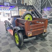 AUTOMOTORES Y MOTOCICLETAS