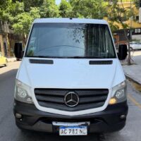 AUTOMOTORES Y MOTOCICLETAS