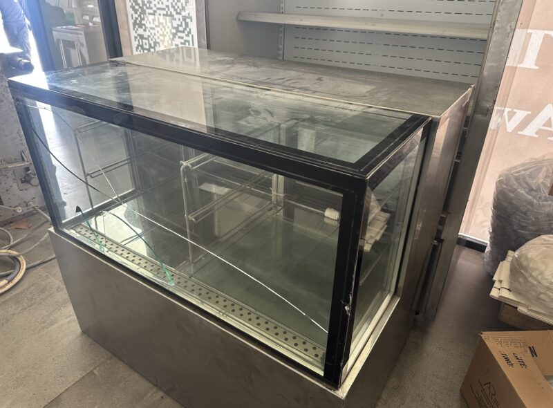 EQUIPAMIENTO GASTRONÓMICO SUSHI FBC