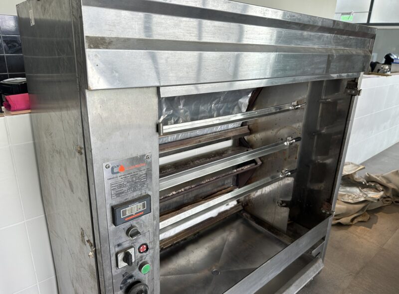 EQUIPAMIENTO GASTRONÓMICO SUSHI FBC