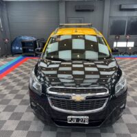 AUTOMOTORES Y MOTOCICLETAS