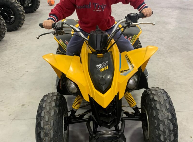 AUTOMOTORES Y MOTOCICLETAS