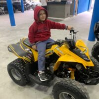 AUTOMOTORES Y MOTOCICLETAS