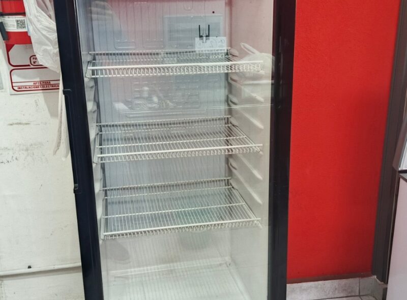CASA DE PIZZAS Y EMPANADAS