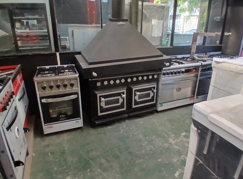 MAQUINARIA Y EQUIPAMIENTO GASTRONOMICO / BAZAR NUEVA Y USADA