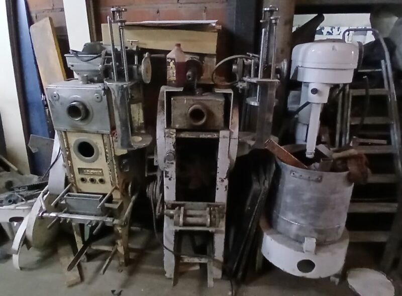 MAQUINARIA Y EQUIPAMIENTO GASTRONOMICO / BAZAR NUEVA Y USADA