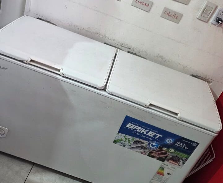 CASA DE PIZZAS Y EMPANADAS