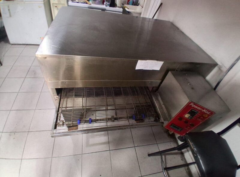 CASA DE PIZZAS Y EMPANADAS