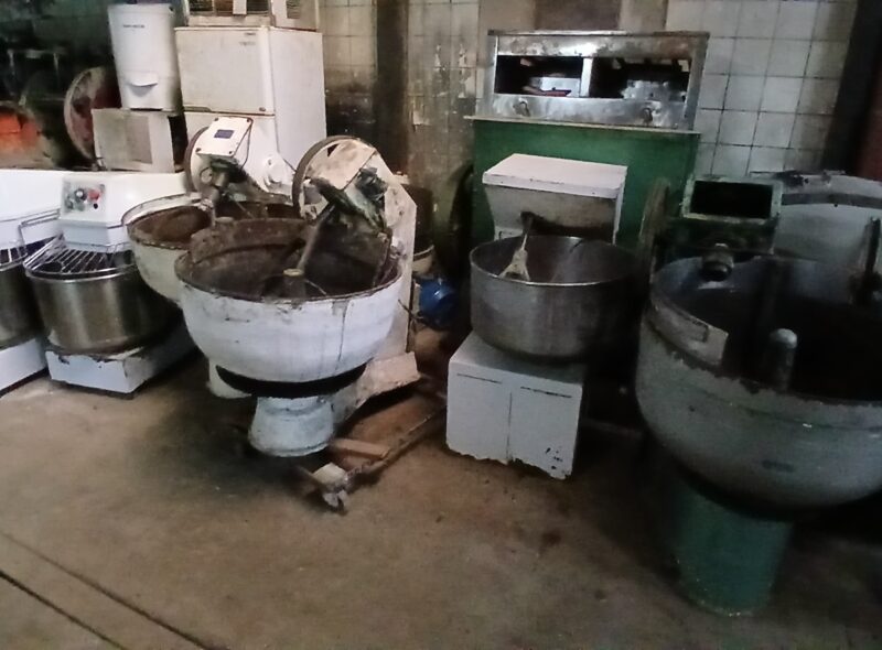 MAQUINARIA Y EQUIPAMIENTO GASTRONOMICO / BAZAR NUEVA Y USADA